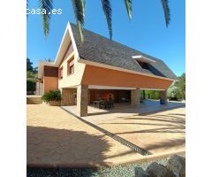 Chalet en Venta en Petrer, Alicante