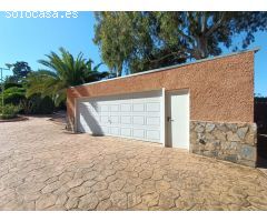 Chalet en Venta en Petrer, Alicante