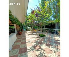 Chalet en Venta en Petrer, Alicante