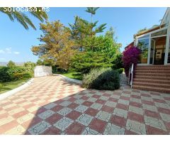 Chalet en Venta en Petrer, Alicante