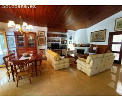 Chalet en Venta en Petrer, Alicante