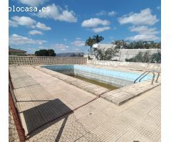 Chalet en Venta en Petrer, Alicante