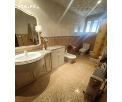 Chalet en Venta en Petrer, Alicante
