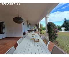 Chalet en Venta en Atalaya, Málaga