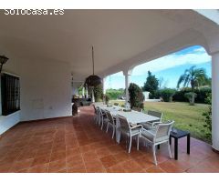 Chalet en Venta en Atalaya, Málaga
