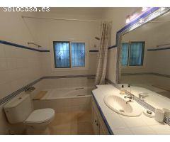 Chalet en Venta en Atalaya, Málaga