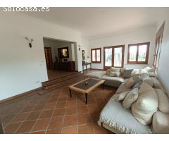 Chalet en Venta en Atalaya, Málaga
