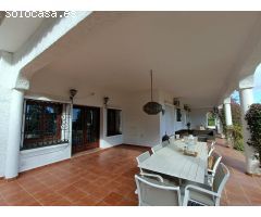 Chalet en Venta en Atalaya, Málaga