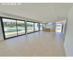 Chalet en Venta en Manilva, Málaga