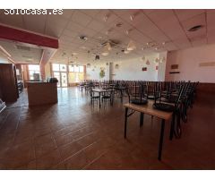 LOCAL COMERCIAL HABILITADO COMO RESTAURANTE EN LA POBLA DE VALLBONA