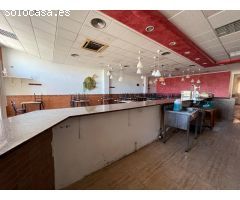 LOCAL COMERCIAL HABILITADO COMO RESTAURANTE EN LA POBLA DE VALLBONA