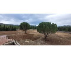 Chalet independiente en venta Chelva-Valencia