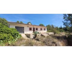 Chalet independiente en venta Chelva-Valencia