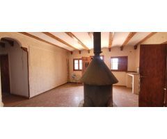 Chalet independiente en venta Chelva-Valencia