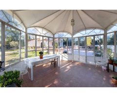 MAGNIFICO CHALET EN URB. PARQUE CUBILLAS