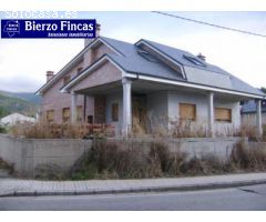 OPORTUNIDAD. CHALET A 1/3 DE SU PRECIO ORIGINAL