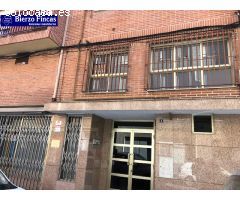 Se alquila o se vende local centrico