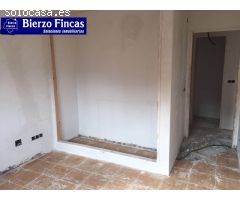 Se vende piso en Bembibre para reformar.