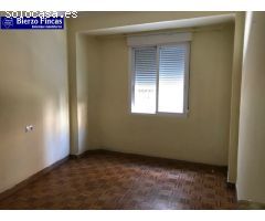 SE VENDE PISO CENTRICO Y ECONOMICO