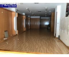 SE VENDE LOCAL CENTRICO Y COMERCIAL