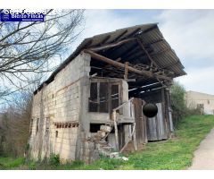 VENTA DE PAJAR CON TERRENO EN ZONA DE CARRACEDELO