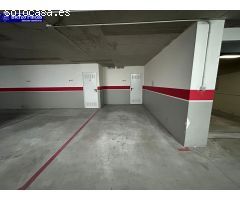 VENTA DE COCHERA CON TRASTERO EN LA ZONA ALTA DE PONFERRADA!!!