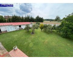 EXCEPCIONAL CASA DOBLE EN VENTA, ZONA VILLAMOROS DE MANSILLA (LEÓN).