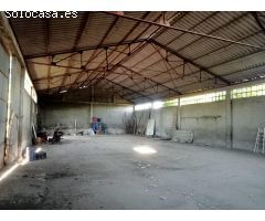 SE VENDE NAVE DE 360 M2 CON PARCELA DE 14.25 M2