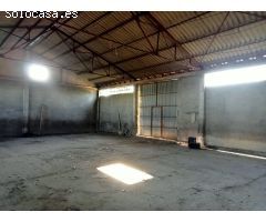 SE VENDE NAVE DE 360 M2 CON PARCELA DE 14.25 M2