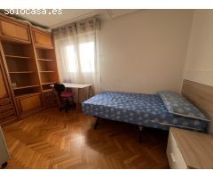 Se alquilan habitaciones