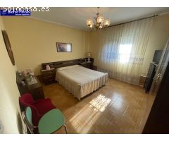 ¡SE VENDE ENCANTADOR CHALET EN URBANIZACIÓN MONTESOL!