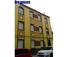 CASA PARA REFORMAR EN TROBAJO DEL CAMINO
