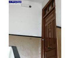 CASA PARA REFORMAR EN TROBAJO DEL CAMINO