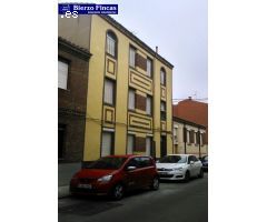 CASA PARA REFORMAR EN TROBAJO DEL CAMINO