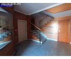 SE VENDE DUPLEX EN LA PLACA