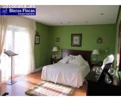 ESPECTACULAR CHALET EN LAS LOMAS