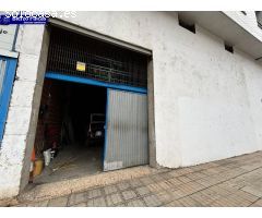 AMPLIO BAJO PARA ESTACIONAMIENTO O ALMACÉN EN ALQUILER, ZONA FLORES DEL SIL PONFERRADA.
