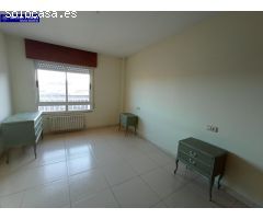 AMPLIO PISO DE ORIGEN CON VISTAS DESPEJADAS, ZONA VILLAOBISPO LEÓN