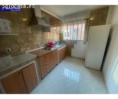SE VENDE AMPLIO PISO EN NAVATEJERA