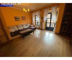 SE VENDE EXCLUSIVO PISO A ESCASOS METROS DE LA CATEDRAL
