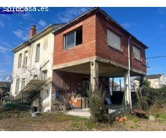 CASA CON 1.600M2 DE PARCELA URBANA PARA REFORMAR EN DEHESAS.