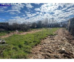 CASA CON 1.600M2 DE PARCELA URBANA PARA REFORMAR EN DEHESAS.