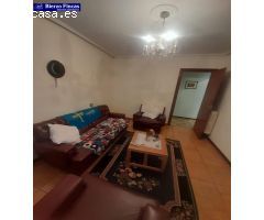 SE VENDE CASA EN TROBAJO DEL CAMINO