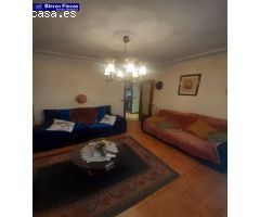 SE VENDE CASA EN TROBAJO DEL CAMINO