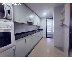 PISO REFORMADO CON ASCENSOR Y PARKING