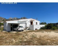 Chalet en Venta en Bolulla, Alicante