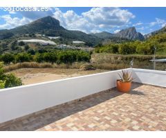 Chalet en Venta en Bolulla, Alicante