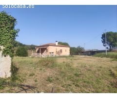 Chalet en Venta en Bàscara, Girona