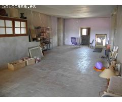 Casa de Pueblo en Venta en Sant Pere Pescador, Girona