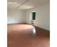 Casa de Pueblo en Venta en Bàscara, Girona